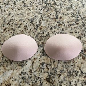 Lululemon Size 4 Bra Pads NWOT